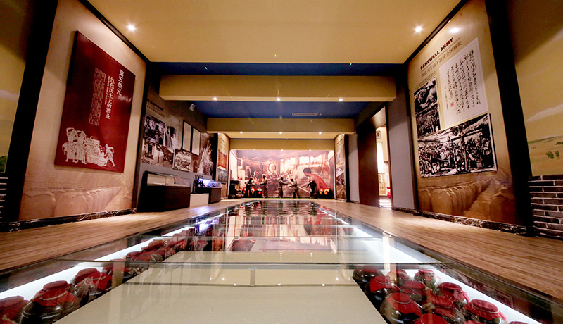 紅色沃土上的酒業(yè)