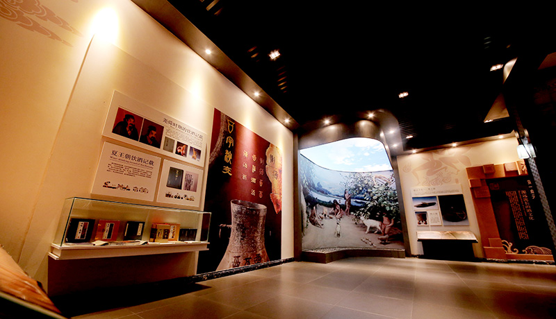 源遠(yuǎn)流長的酒文化